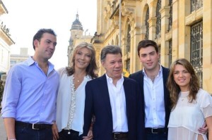 Santos y su familia