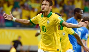 Neymar defendió la traición al 'jogo bonito' aunque él mismo es uno de los mejores jugadores del mundo.