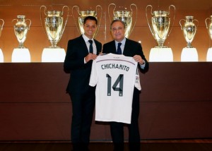 'Chicharito' Hernández y Florentino Pérez.