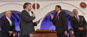 Santos y rector del Rosario