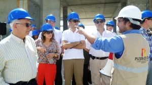 Alberto Pumarejo Heins con la Junta Directiva de Corferias.