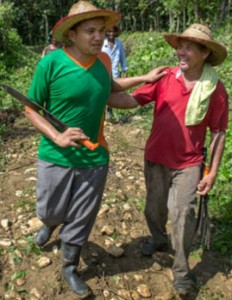 Haroldo Canoles de Macayepo y Marco Romero de Chengue.
