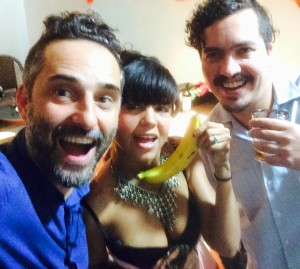 Jorge Drexler junto a los músicos colombianos Lili Saumeth y Mario Galeano, con quienes trabajó en su reciente disco.