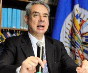 Rodrigo Escobar Gil, el abogado millonario y amigo íntimo de Pretelt.
