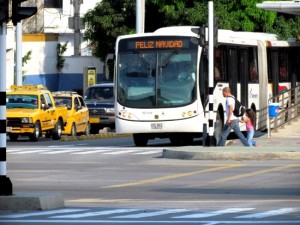 Transmetro y transporte slide