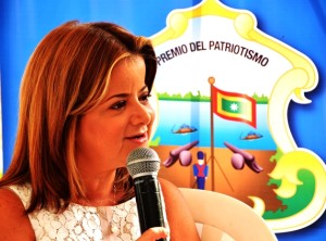 2 . La alcaldesa de Barranquilla Elsa Noguera durante el acto de celebración de los 202 años de la ciudad 