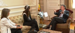 El Presidente Santos, Miss Universo Paulina Vega Dieppa y la Primera Dama María Clemencia de Santos.