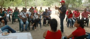 2 Puma y campesinos en Malambo
