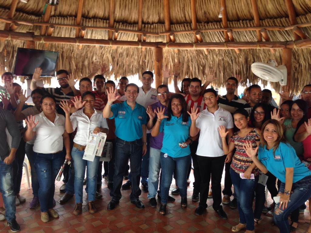Hugo Ortiz en reuniones