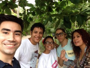 El parche del Paseo junto a Dereck Bajista de Caloncho.