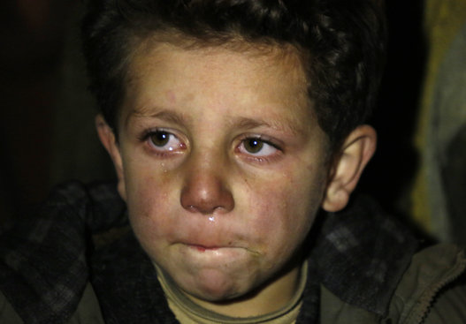 Niño Sirio llorando