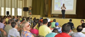 3 Mesa de trabajo plan de desarrollo en Sabanagrande (2)
