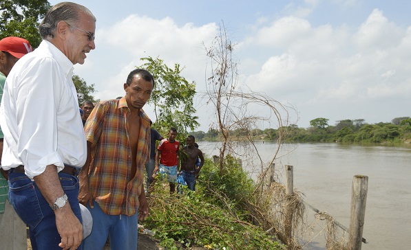 3 Consenso con comunidad de Santa Lucía sobre obras del Canal del Dique