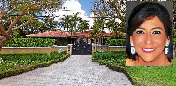3 Odette Barcha y su mansion en Miami Beach