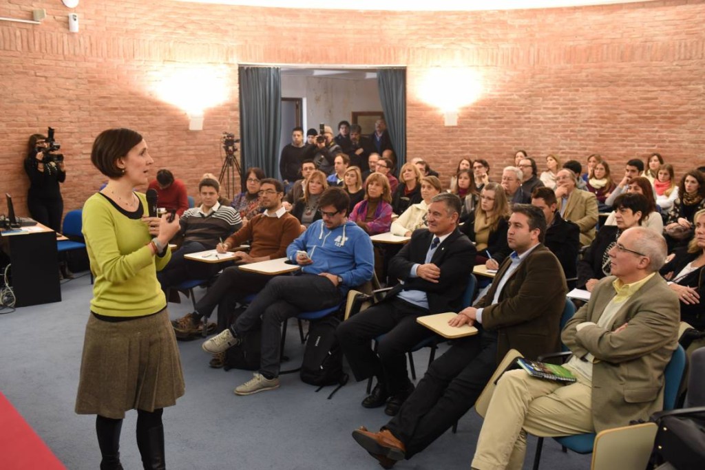 image57755742388ea3-34048380