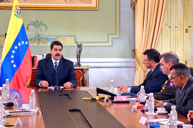 Desde el Palacio de Miraflores, el presidente Nicolás Maduro insistió en el diálogo.