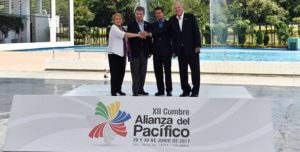 Foto oficial de la XII Cumbre Presidencial de la Alianza del Pacífico, que analiza en Cali el rumbo futuro de este exitoso grupo de integración económica.