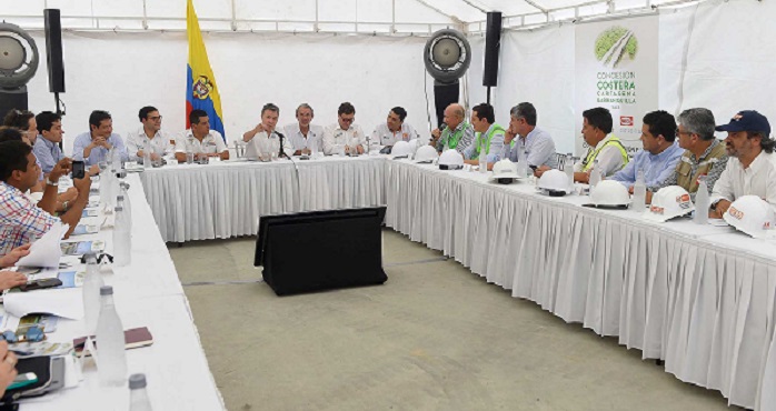 El Presidente Juan Manuel Santos lidera una visita de inspección a las obras del gran viaducto sobre la Ciénaga de La Virgen, que por $700.000 millones se construye por parte de una firma concesionada por el Gobierno.