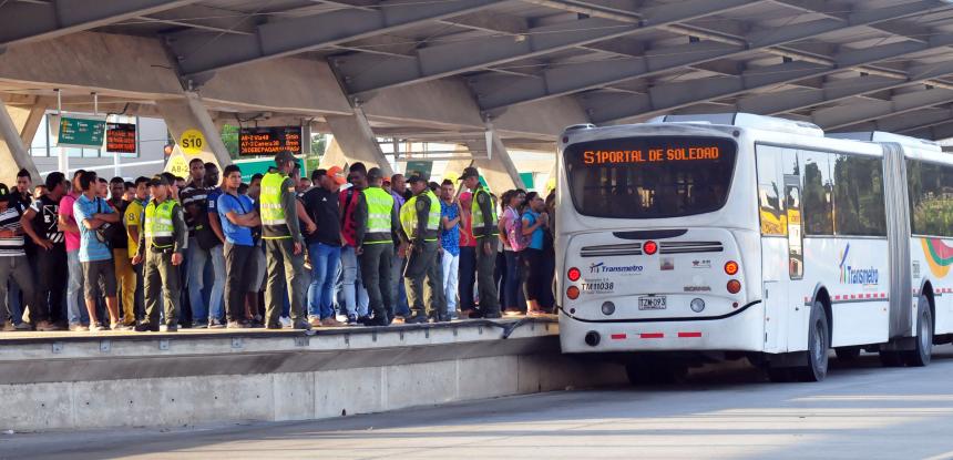 8 mayo transmetro se libra de deuda