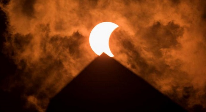 1 Slider Eclipse 2017
