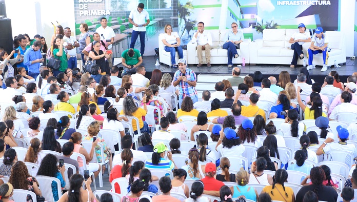 2Alex Char en la IED Las Palmas (6)