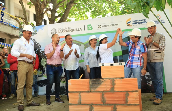 3 Alex Char en la IED Las Palmas (7)