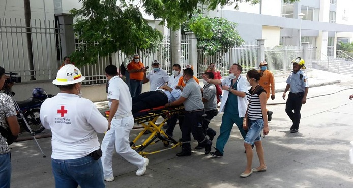 5 6sept inc endio El Único desalojan_vecinos_del_unico