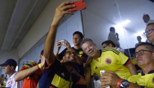 3 Selfie de Santos en el Metropolitano