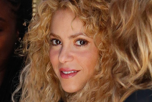 2 Shakira mas hermosa que nuca