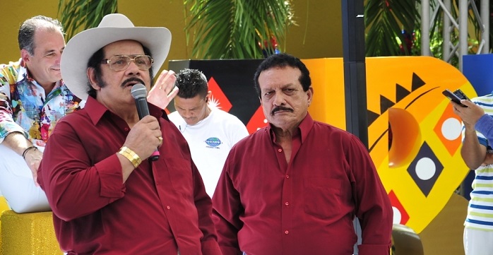 3 Anibal con su inseparable hermano Cheito Velásquez
