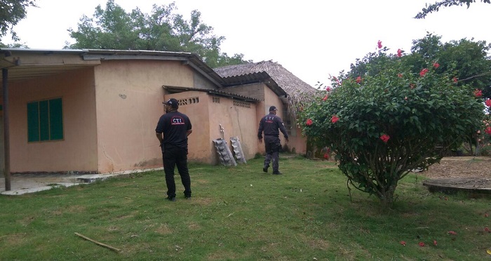 3 finca Lyons