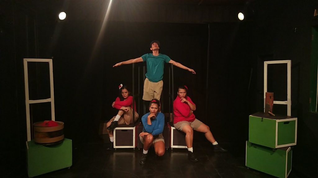 La programación para niños de TITEREQUILLA 2017 cerrará el lunes festivo 06 de noviembre, a las 4:00 pm, con la presentación del Grupo La Pareja, de Venezuela, con la obra “Los tres cabellos de oro de don Gruñón”.