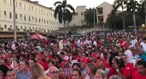 2 multitud