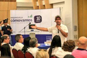 "Estoy feliz con el sentimiento de orgullo que profesan los barranquilleros por su ciudad. ¡Qué no daría cualquier ciudad en el mundo para que sus habitantes sientan el orgullo que expresa nuestra gente", afimró el mandatario.