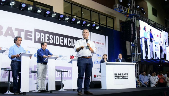 3 duque_debate_bquilla