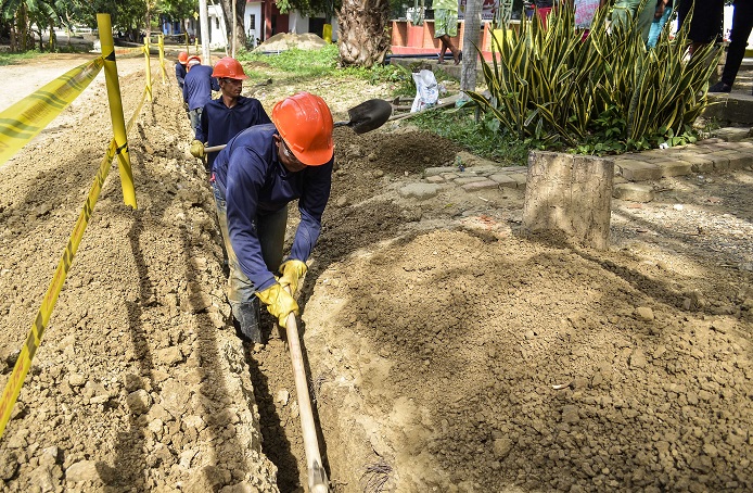 3 Obras de alcantarillado en Santo Tomás (1)