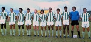 Nacional.Teófilo Campaz, Hugo Horacio Lóndero (Arg), Francisco Maturana, Tito Manuel Gómez (Arg), Gerardo Moncada, Gilberto "comanche" Salgado, Abel Álvarez, Gustavo Santa, Víctor Campaz, Raul Navarro (Arg) y "la chancha" Fernández