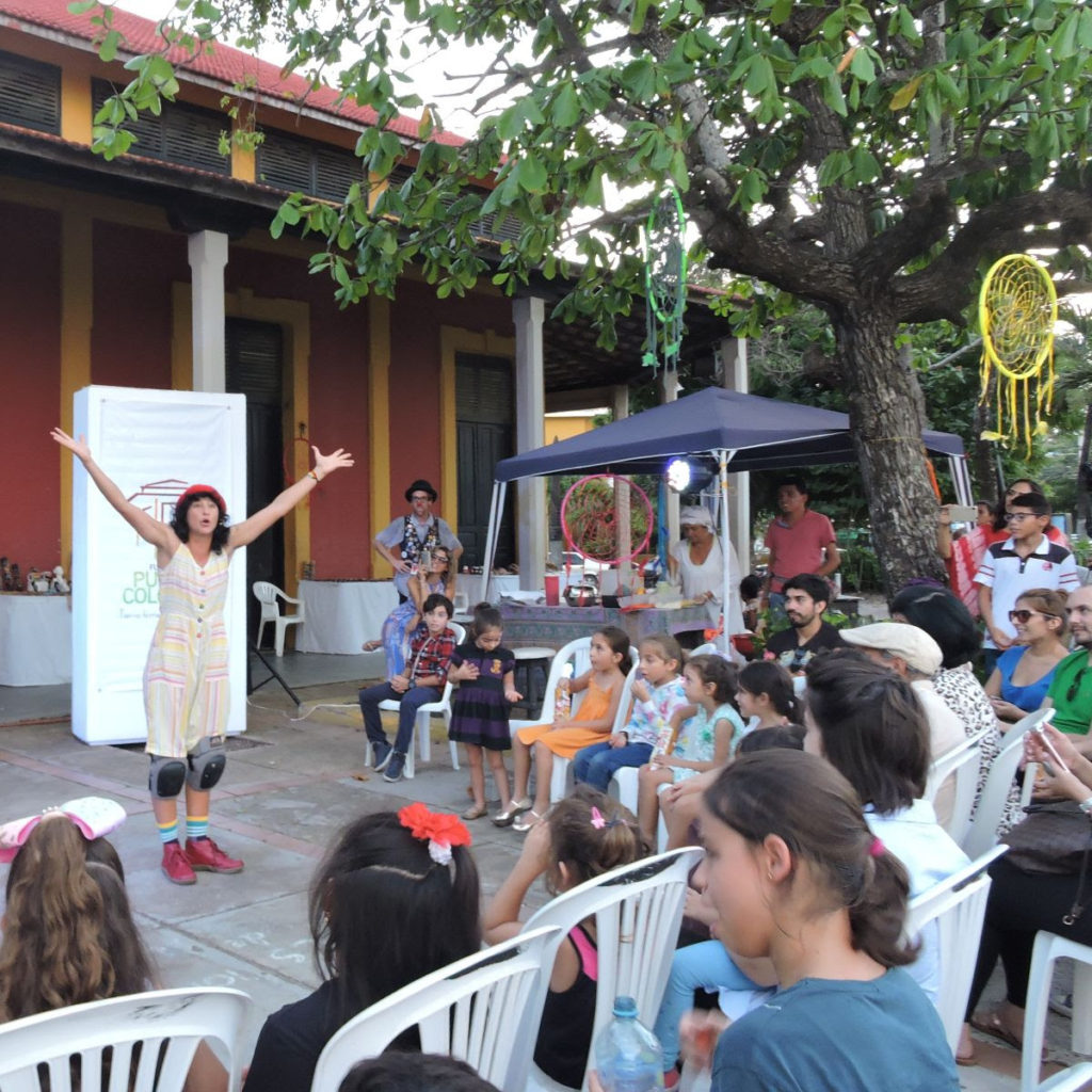 La payasa Coicoi, interpretada por Carolina Duncan, puso a imaginar a los niños.