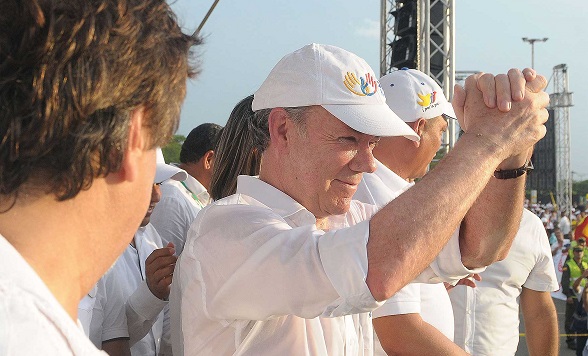 El Presidente Santos recibe una ovación por parte de más de 20.000 barranquilleros, quienes atendieron el evento “Barranquilla celebra la Paz”.